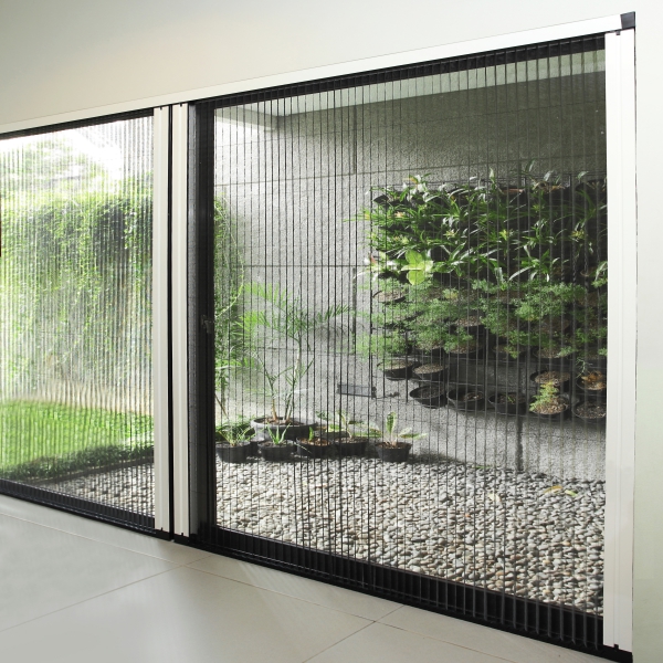 Lipat Door