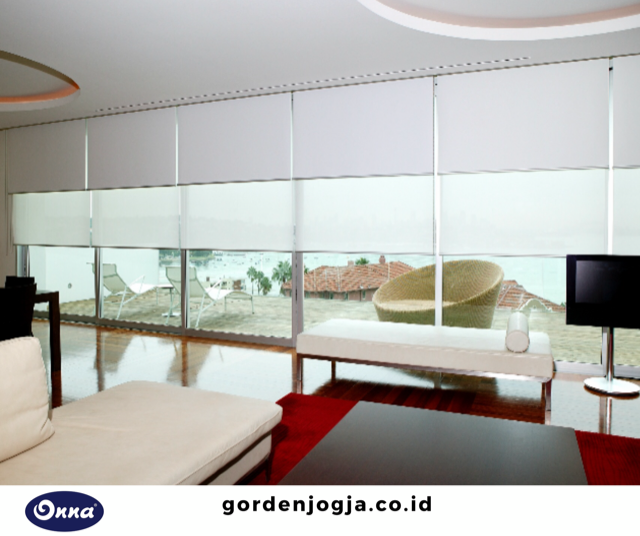 roller blind solar screen