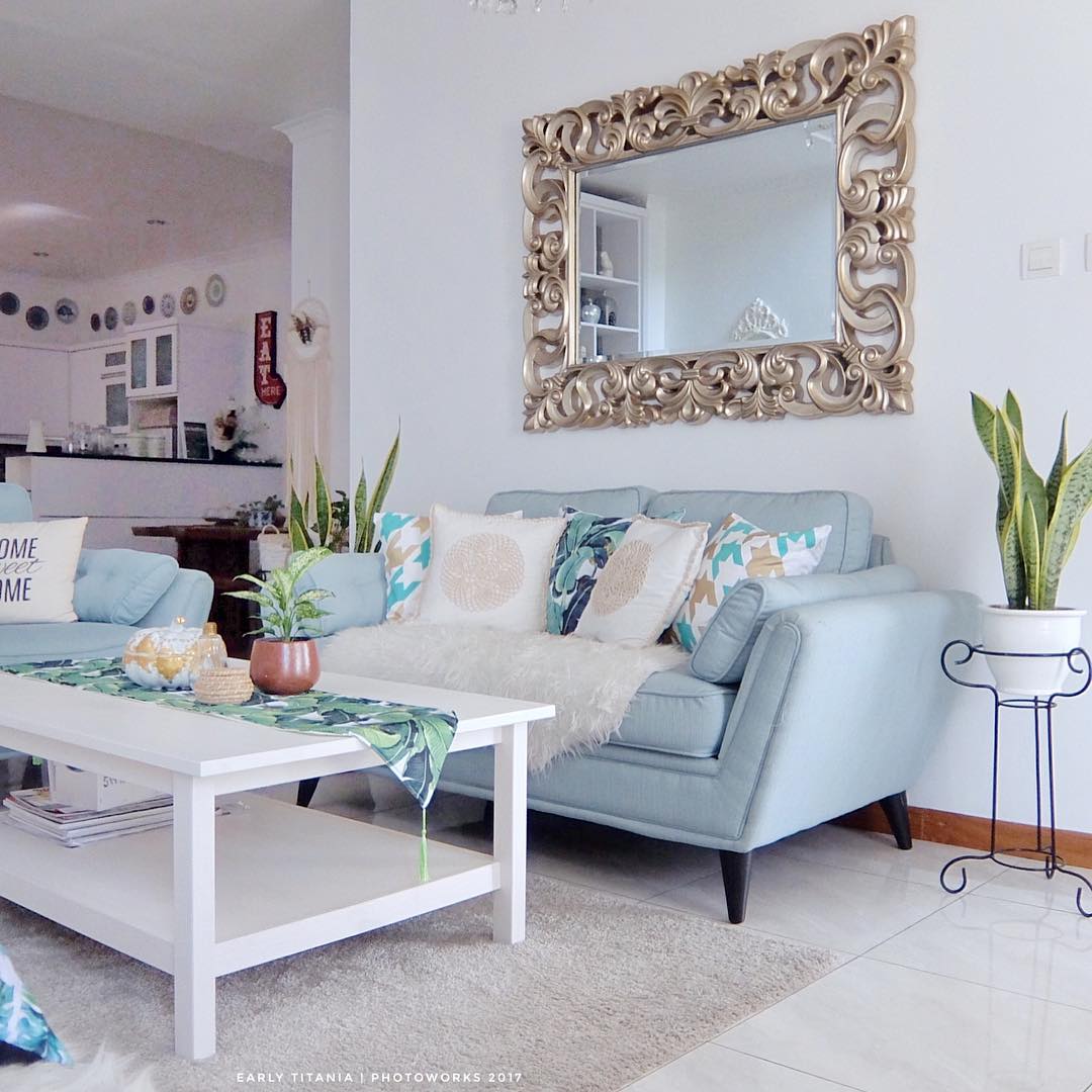 Yuk, Coba Pasang Hiasan Dinding Ruang Tamu agar Tak Membosankan