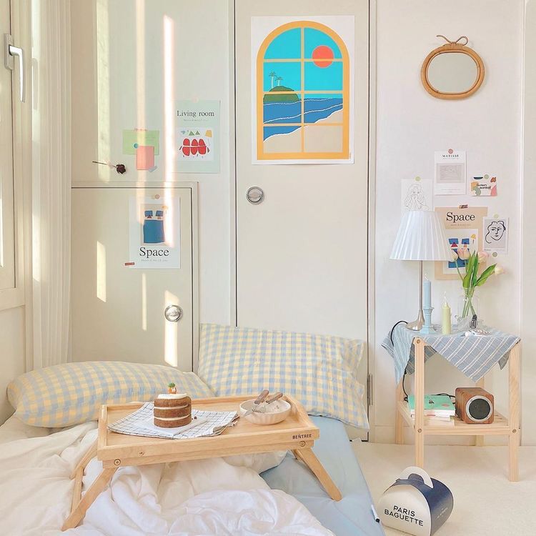 hiasan dinding kamar