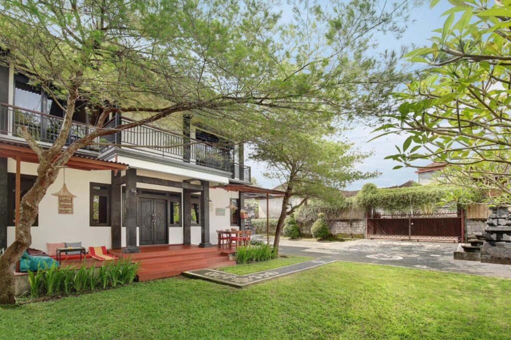 taman rumah sederhana
