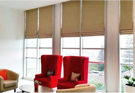 ROMAN SHADES BLINDS (2) ROMAN SHADES BLINDS (2)