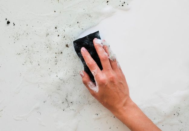 Mau Dinding Putih Bebas Noda Terapkan 4 Cara Mudah Ini di Rumah