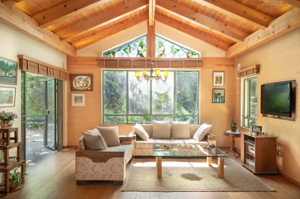 4 Alasan Mengapa Tirai Kayu Sangat Cocok untuk Desain Interior Natural Rumah Kamu