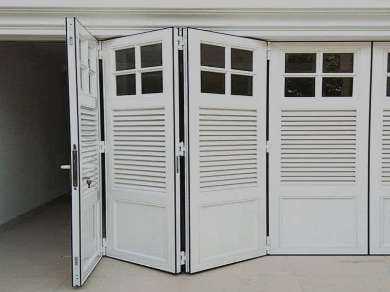 3 Model Pintu Garasi yang Bikin Rumah Makin Kece Tanpa Bikin Dompet Menjerit
