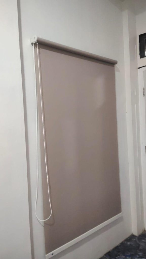 ROLLER BLINDS BLACKOUT